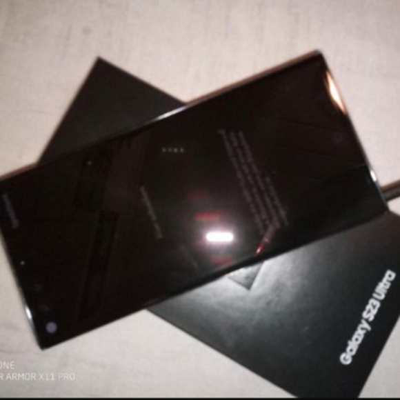 Samsung Galaxy Z Fold3 5G - Black - Picture 1 of 4